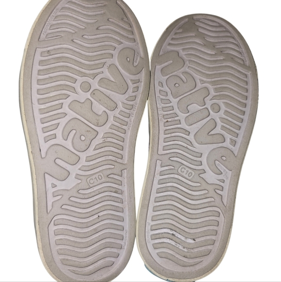 Native Shoes - Picture 3 of 6